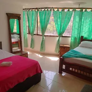 Caribbean Getaway Habitación en casa particular