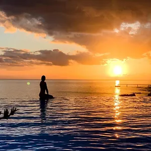 Formosa Infinity Pool Apartment Funchal (Madeira)