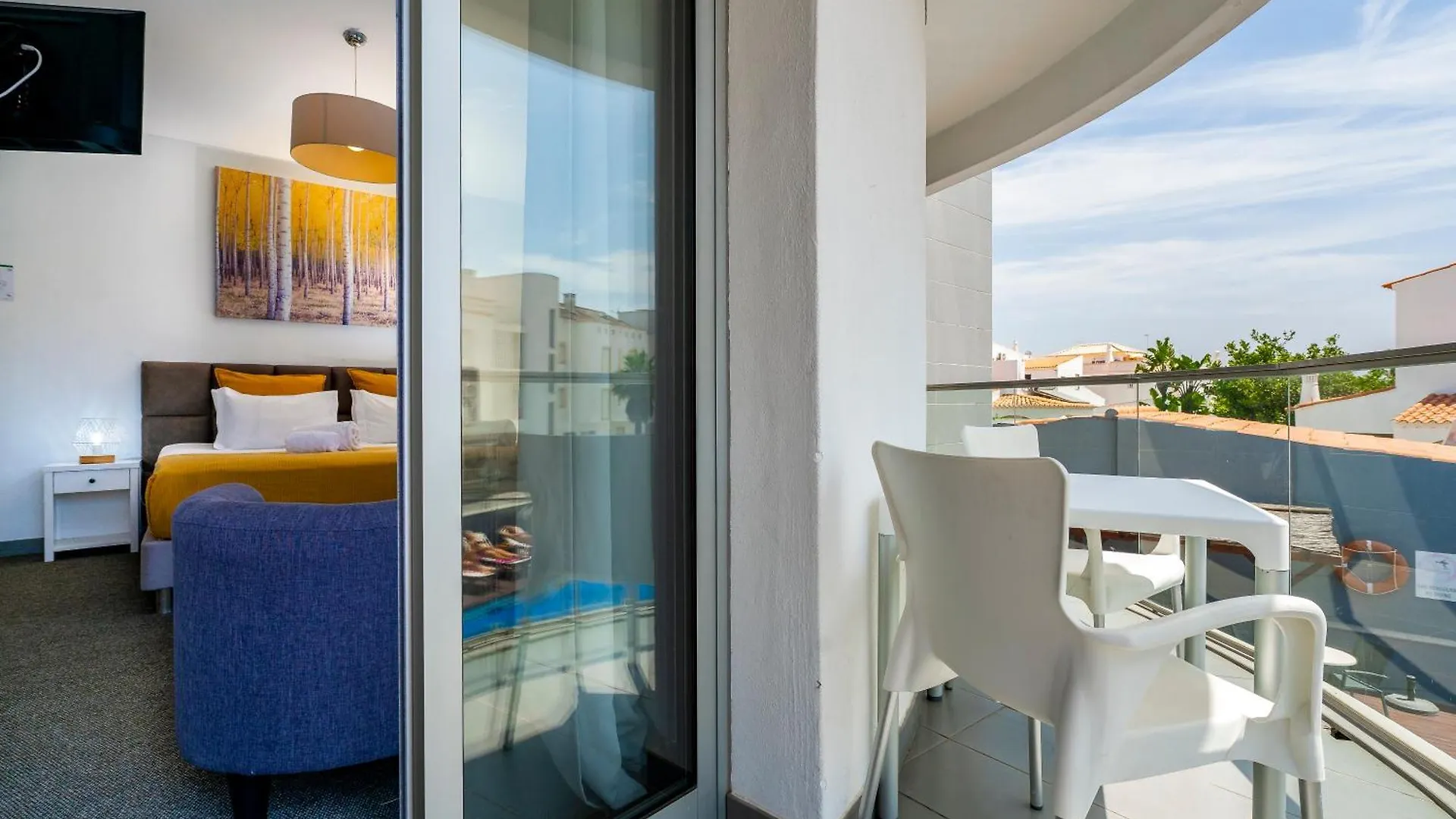 ***  Kr Hotels - Albufeira Lounge Portugalsko